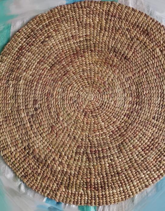 Karpet Bulat Polos Anyaman Asli Eceng Gondok