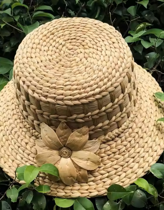 Topi Anyaman Eceng Gondok Samosir